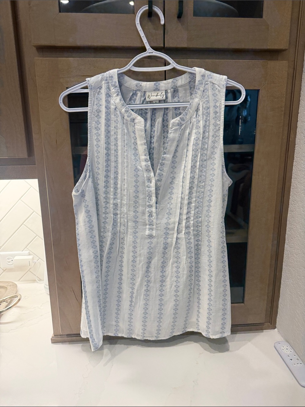 Sleeveless V-Neck Button Front Top in Light Blue and White